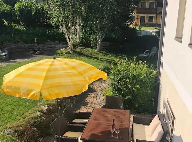 Schaller Am Galsterberg 아파트 *